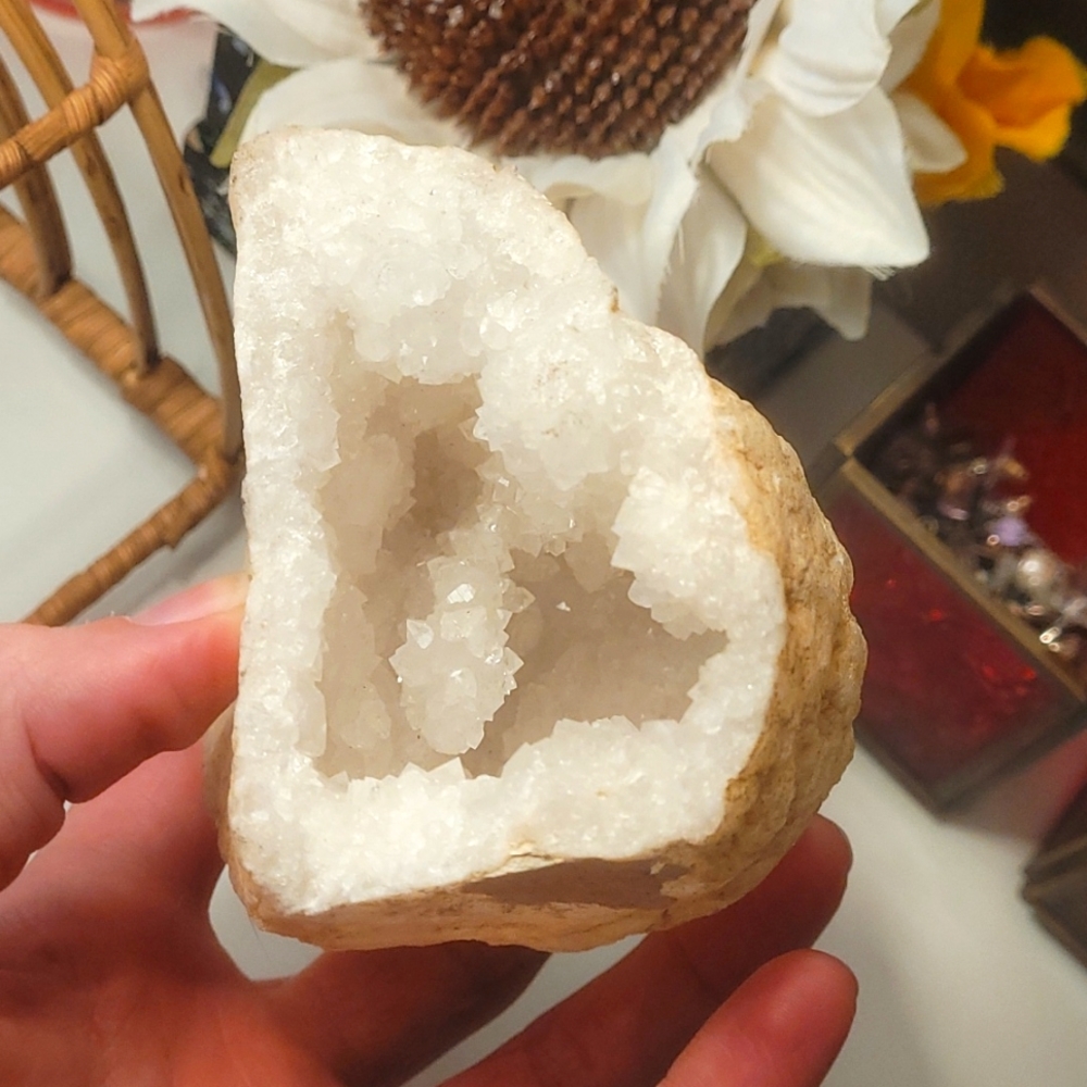 quartz geode ~
